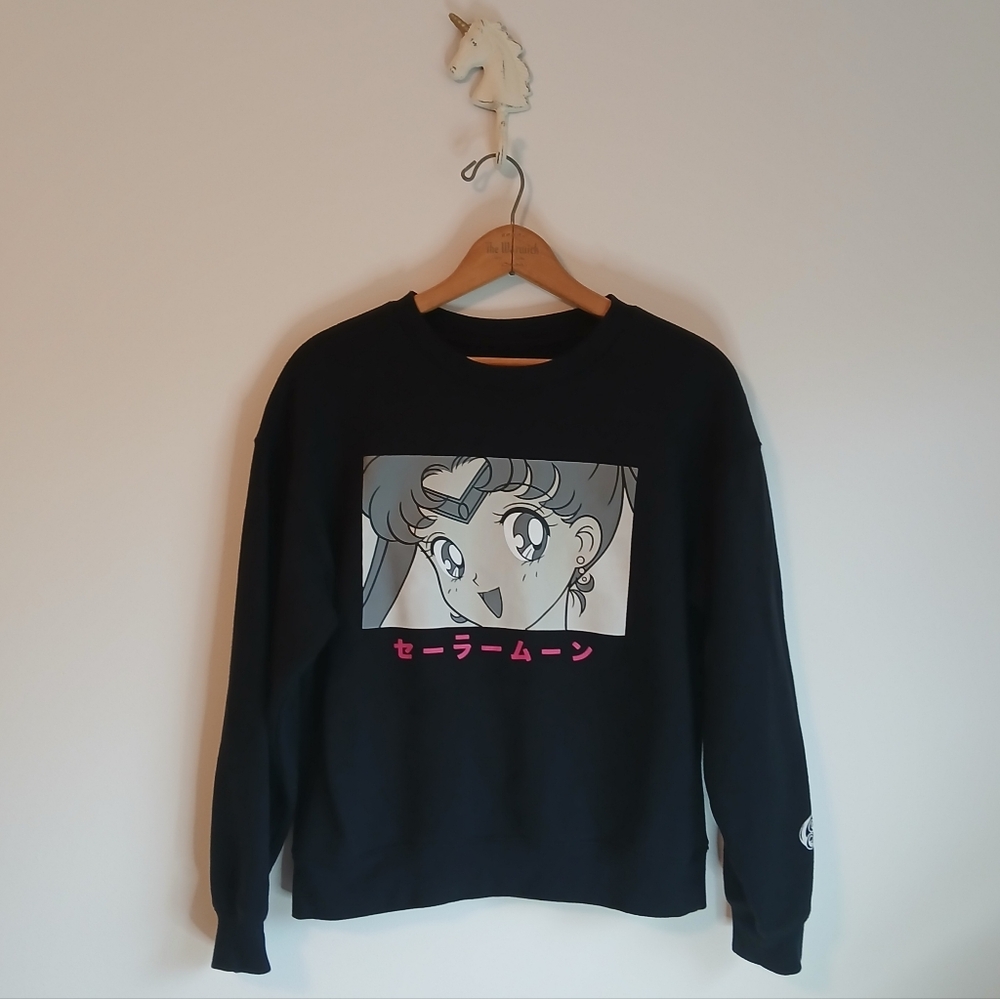 Sailor Moon- Sweatshirt- Graphic- Black- Size Medium Juniors - Picture 3 of 10